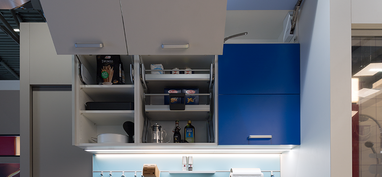 La cucina MicroApart offre una funzionalità completa in uno spazio ridotto.